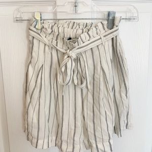 American eagle white paperbag shorts